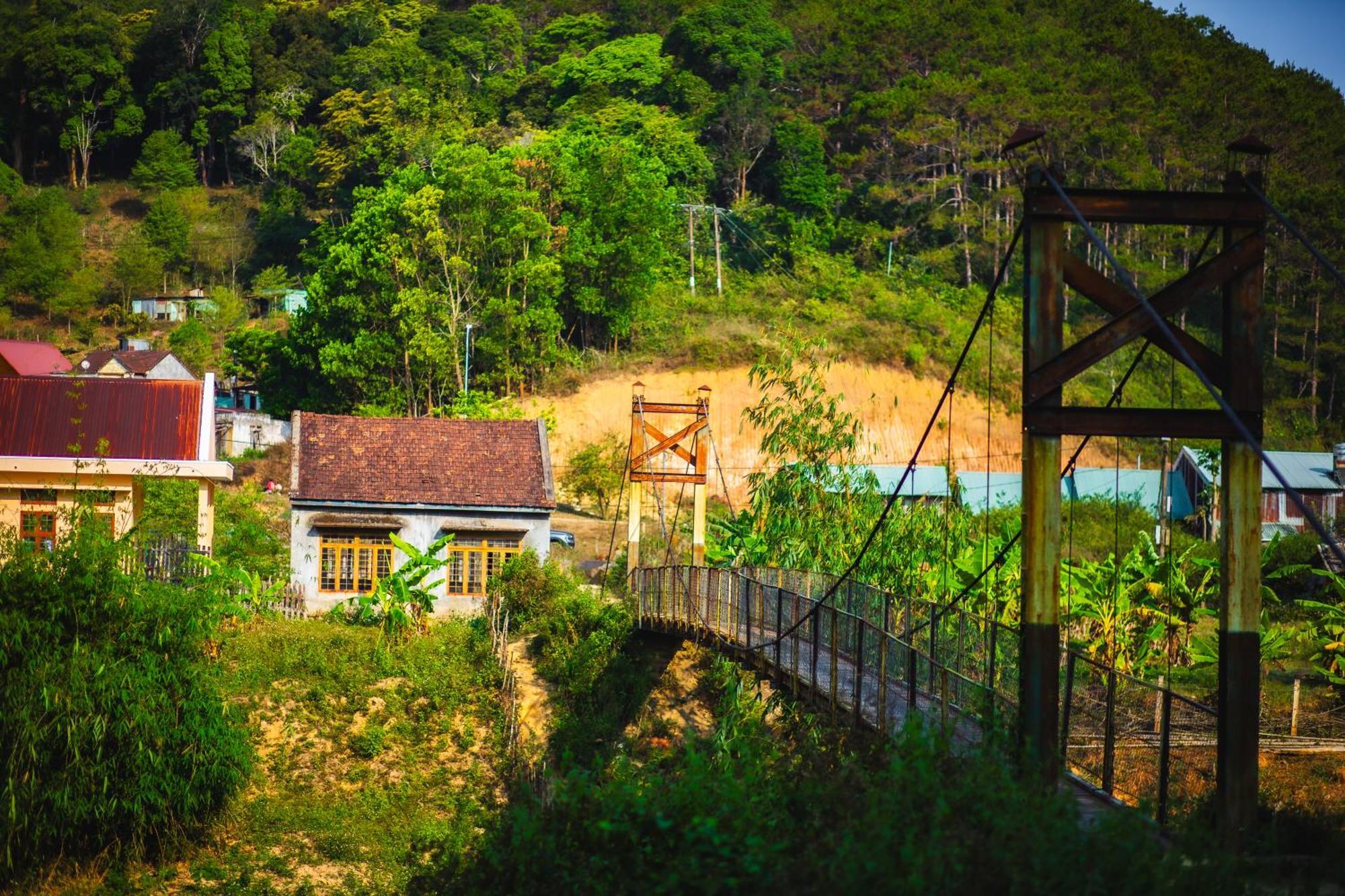 Nha Trong Ban - Homestay Mang Den Kon Von Kla Exterior photo