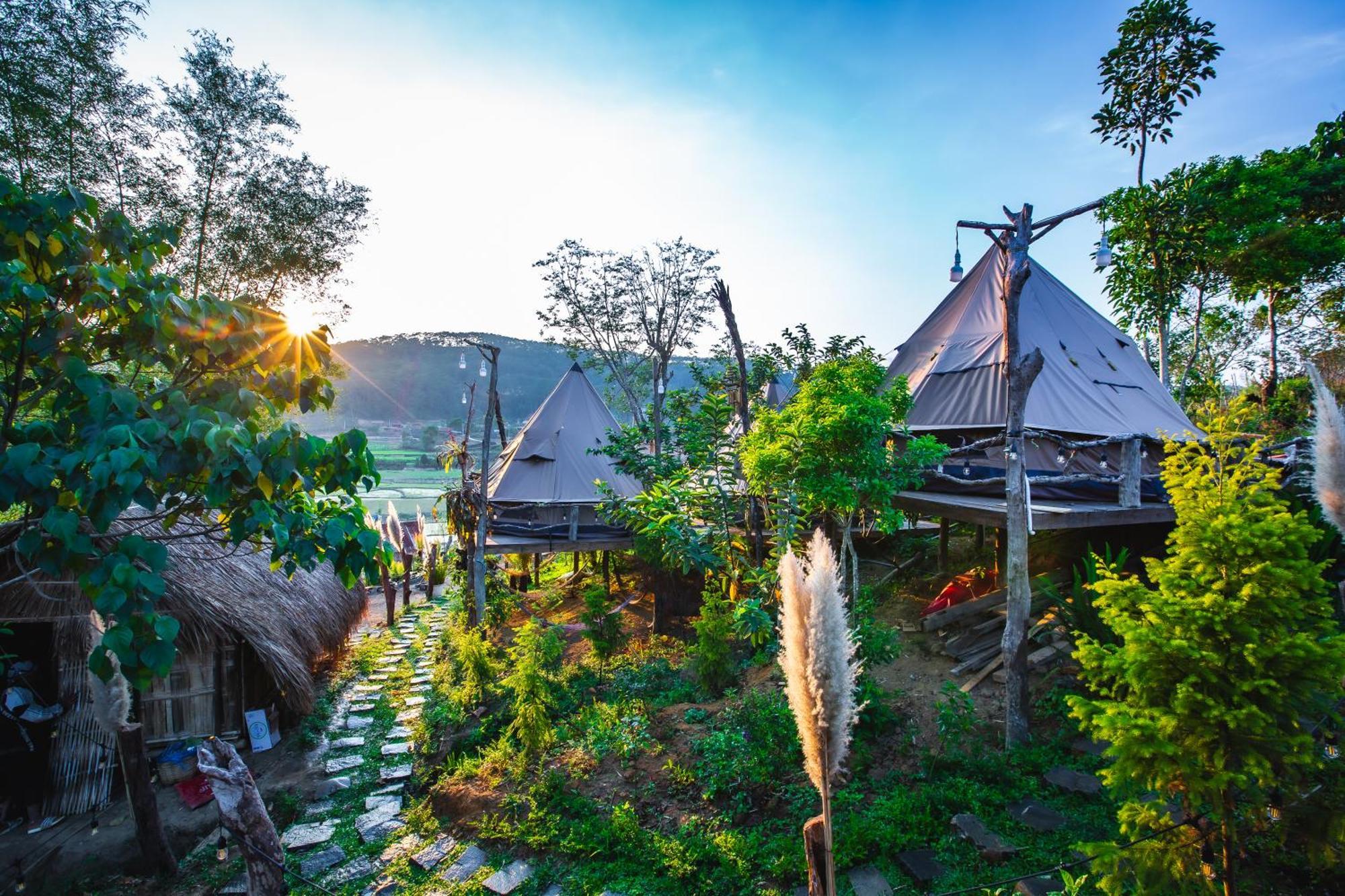 Nha Trong Ban - Homestay Mang Den Kon Von Kla Exterior photo
