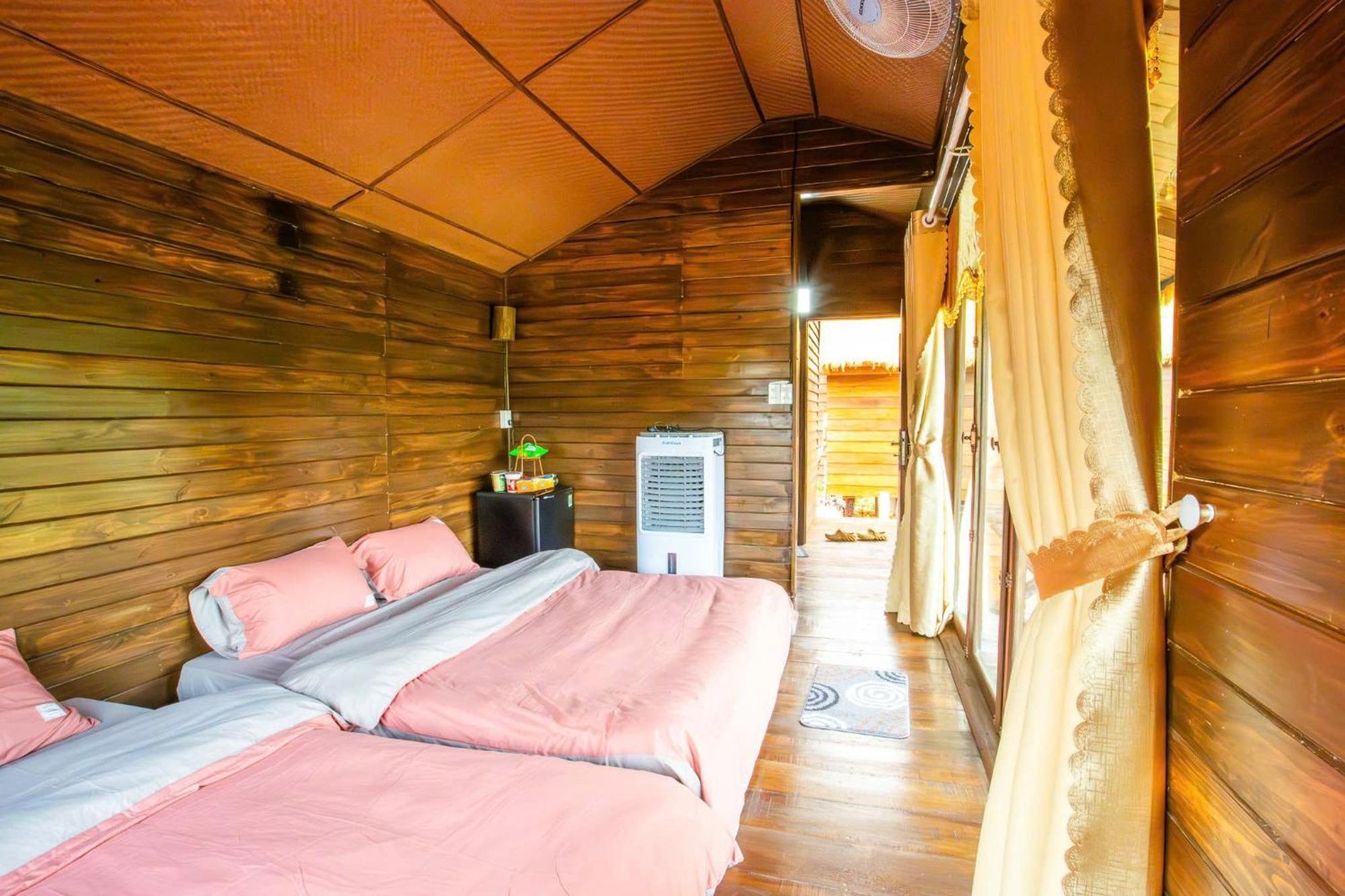 Nha Trong Ban - Homestay Mang Den Kon Von Kla Exterior photo