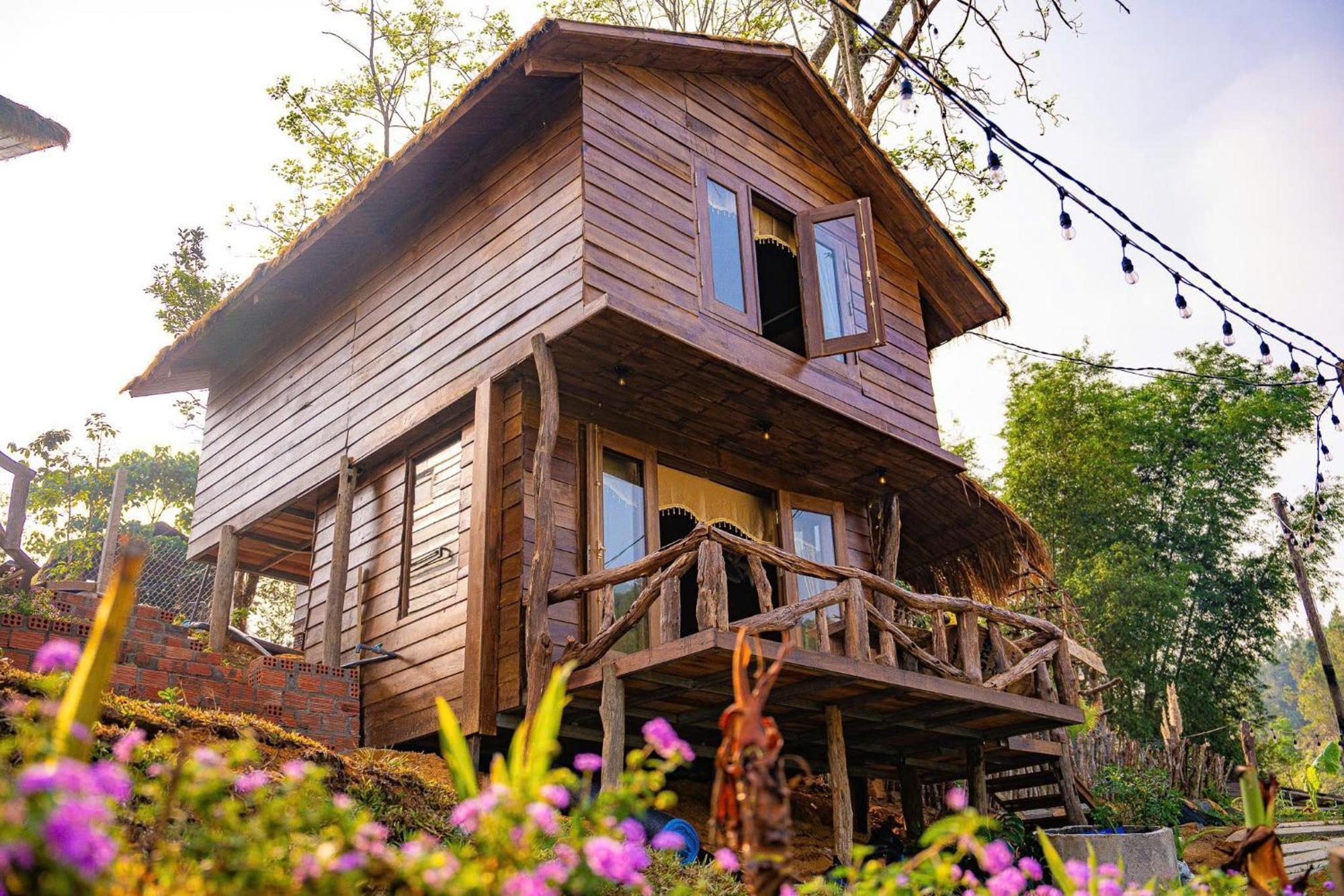 Nha Trong Ban - Homestay Mang Den Kon Von Kla Exterior photo