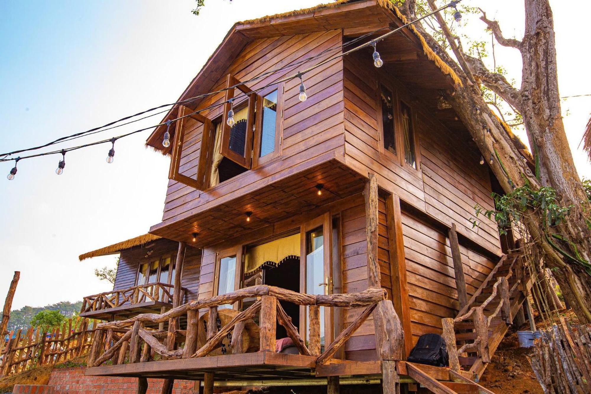Nha Trong Ban - Homestay Mang Den Kon Von Kla Exterior photo